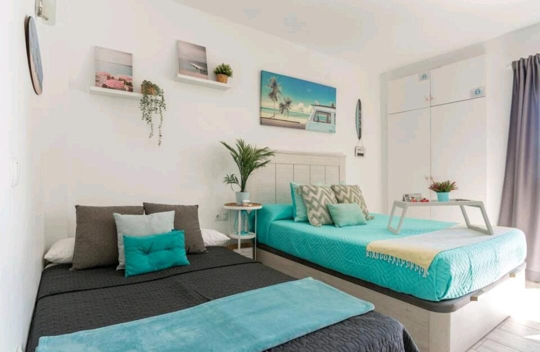 Estudio Deluxe Benalbeach Apartamento *